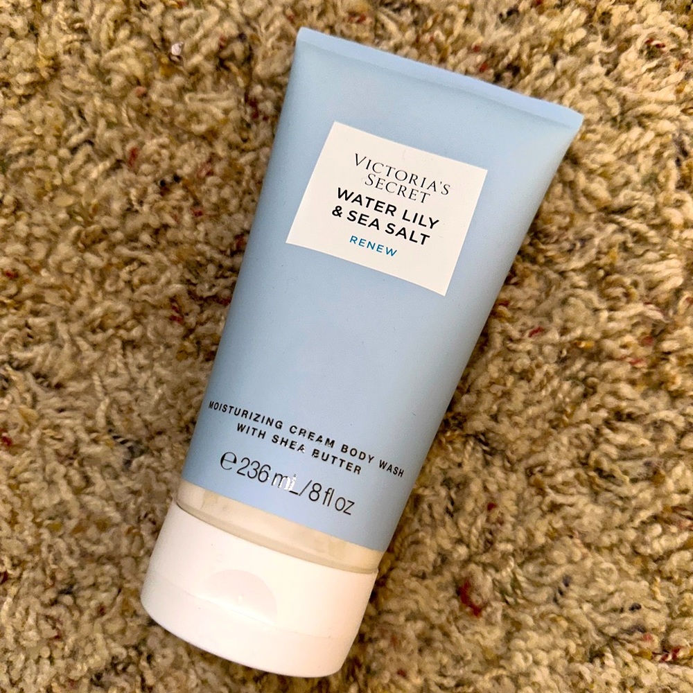 Victoria’s Secret  BODY CARE NaturalBeauty Moisturizing Cream Body Wash sea salt